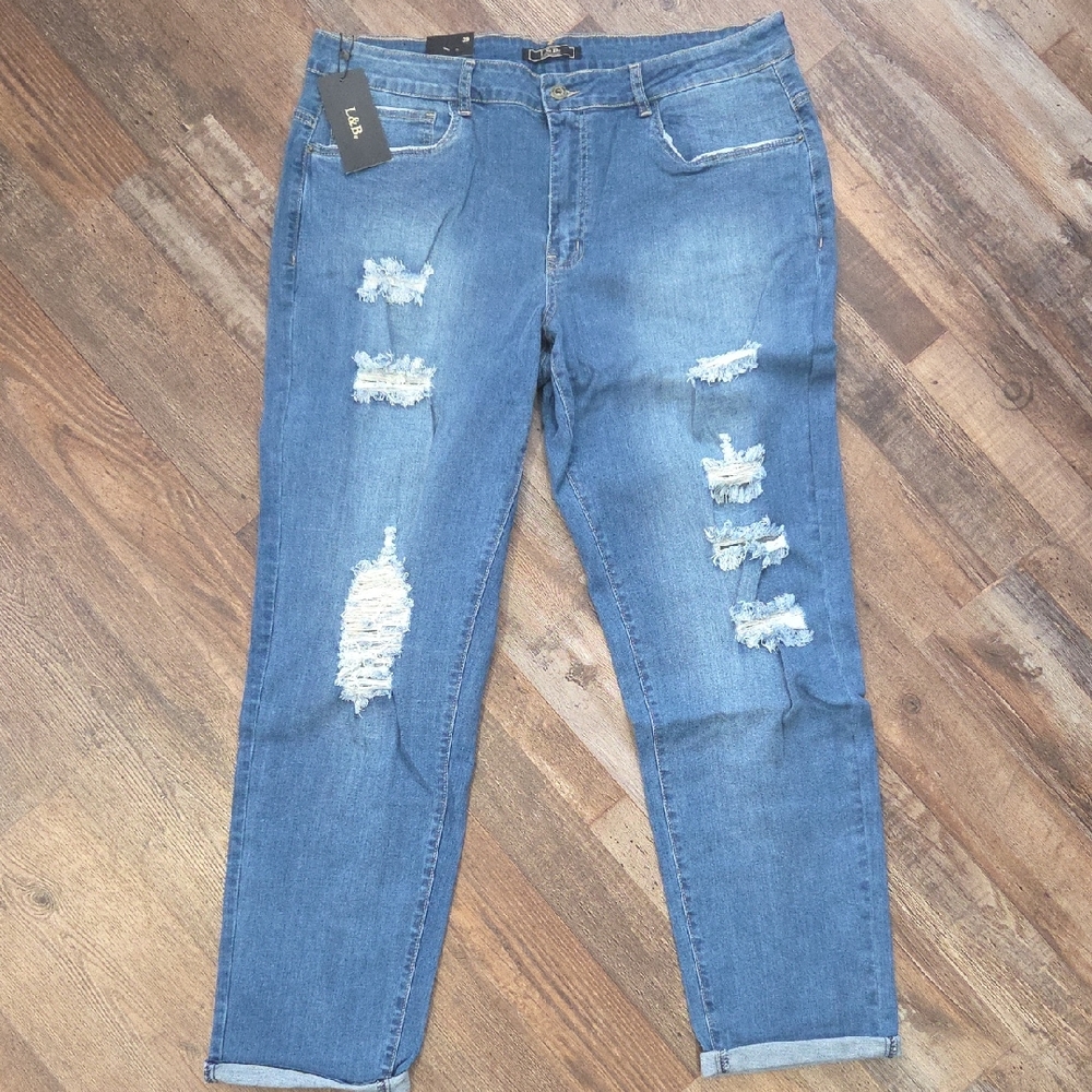 L&B Classic Blue Distressed Ankle Jeans